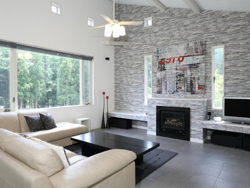 Powdersuites By The Collection