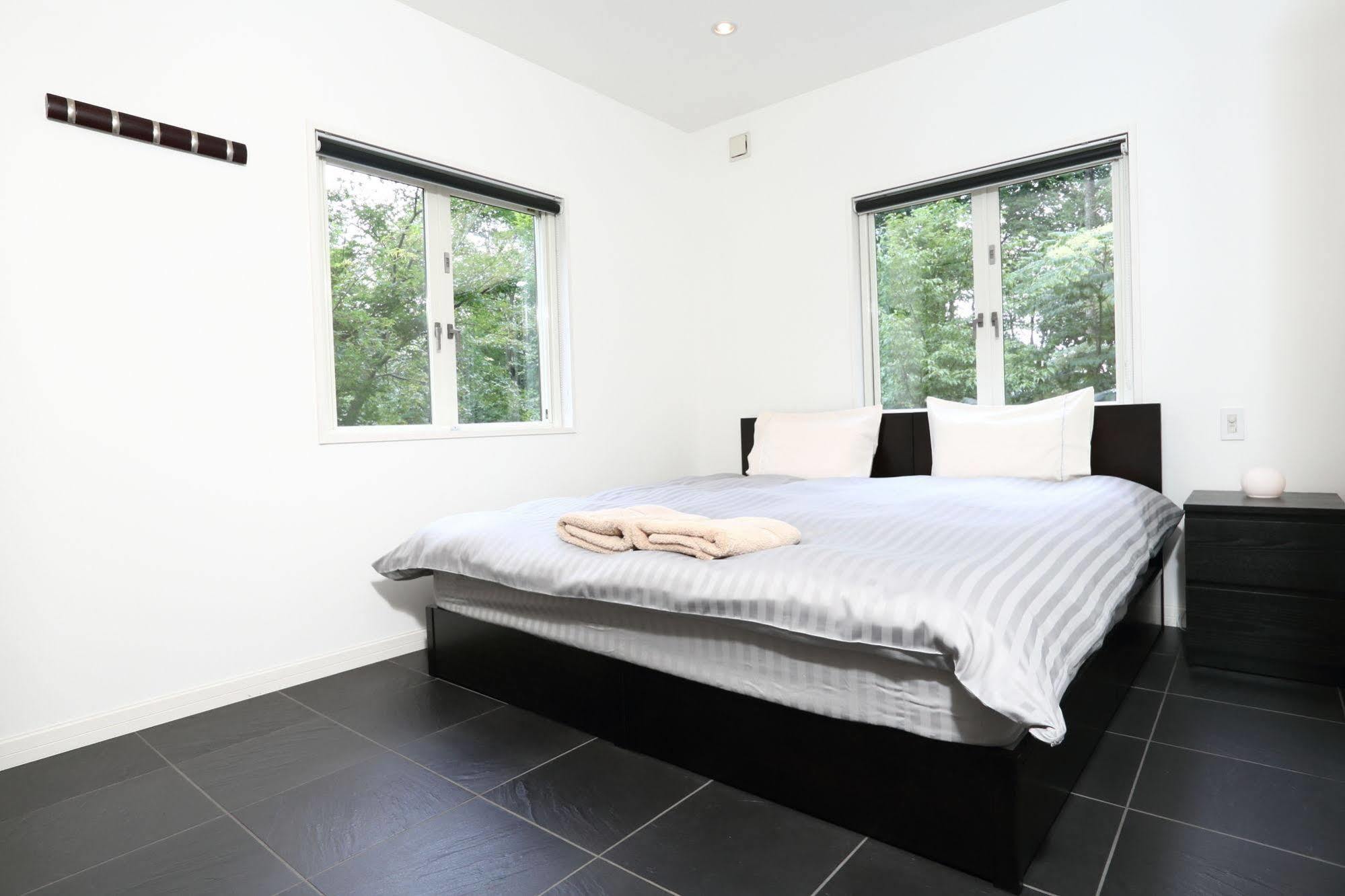Powdersuites By The Collection Hakuba